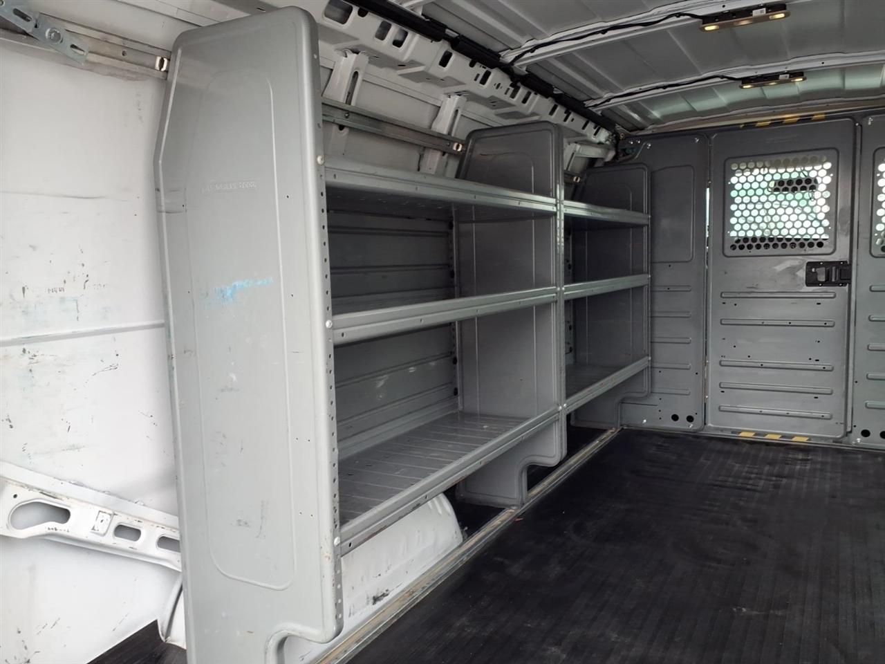 Chevrolet Express Cargo Van RWD 2500 135" 2020