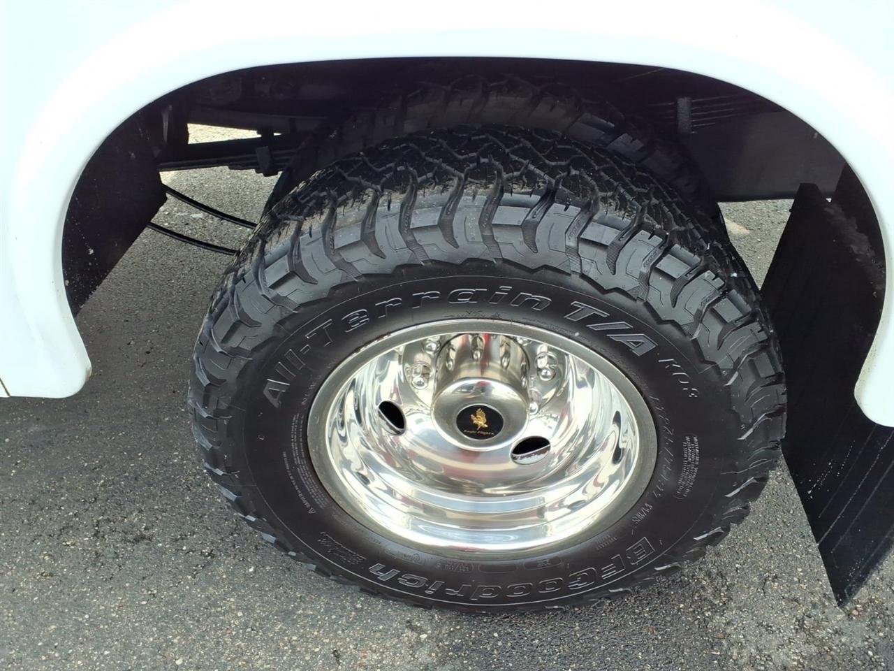 Ford Super Duty F-350 DRW XL 4WD SuperCab 168" WB 60" CA 2019