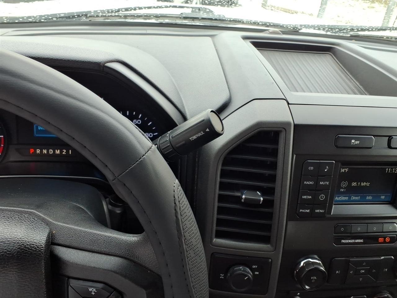 Ford Super Duty F-250 SRW XLT 2WD Reg Cab 8' Box 2017