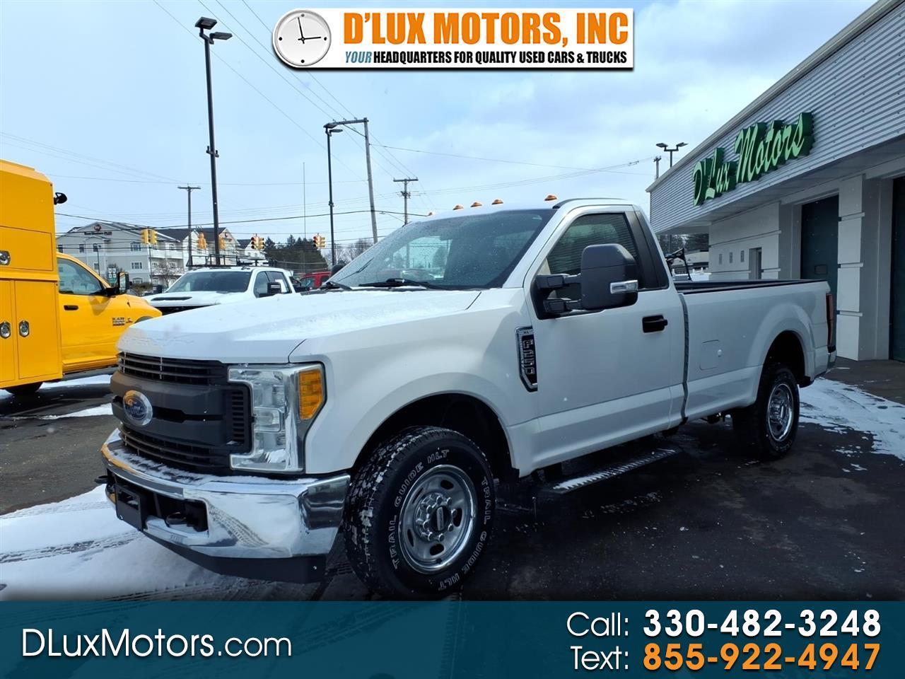 Ford Super Duty F-250 SRW XLT 2WD Reg Cab 8' Box 2017