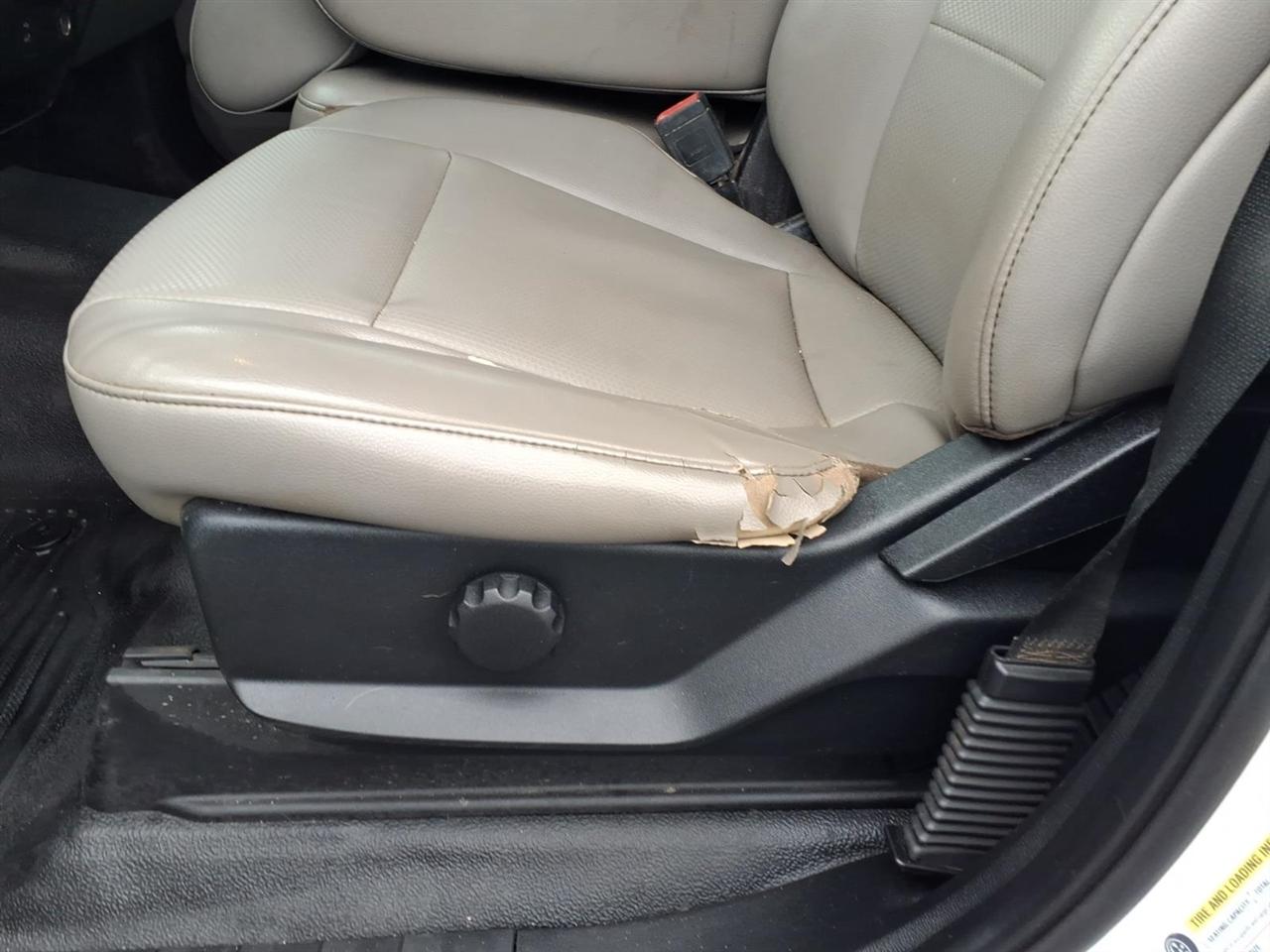 Ford Super Duty F-350 DRW Lariat 4WD Crew Cab 179" WB 60" CA 2020