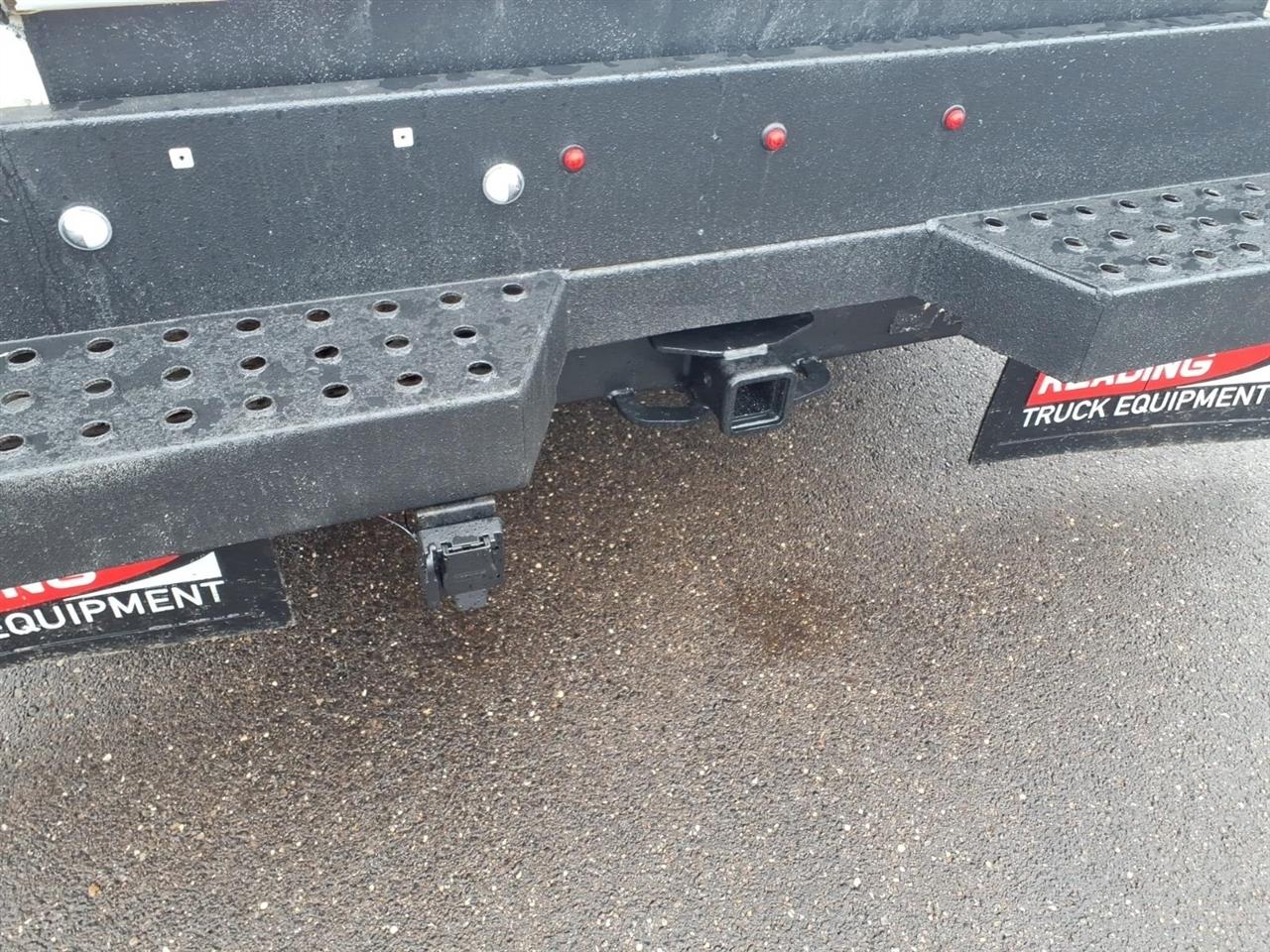 Ford Super Duty F-350 DRW Lariat 4WD Crew Cab 179" WB 60" CA 2020