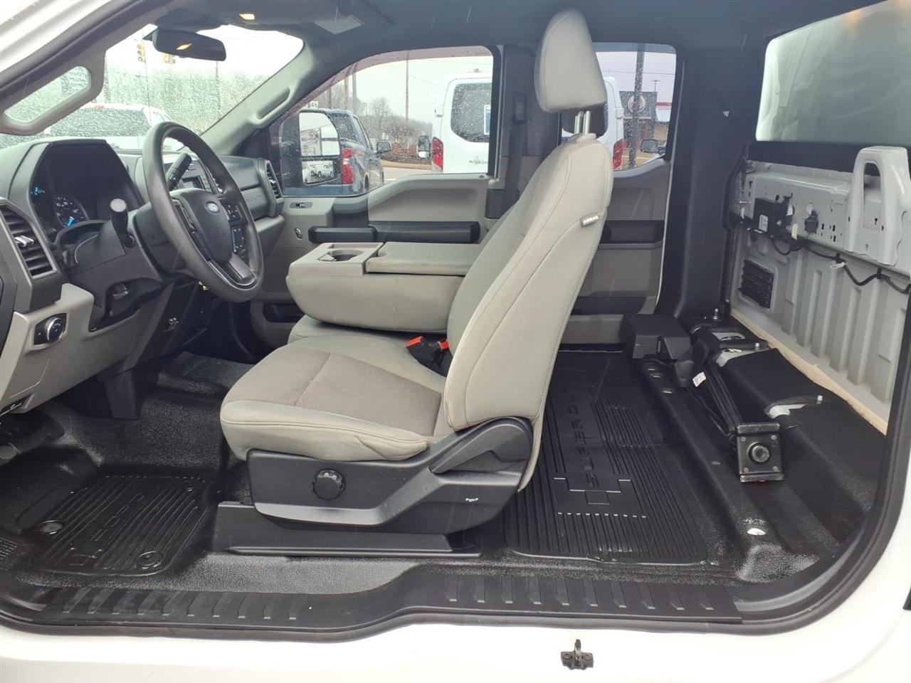 Ford Super Duty F-250 SRW Lariat 4WD SuperCab 8' Box 2020