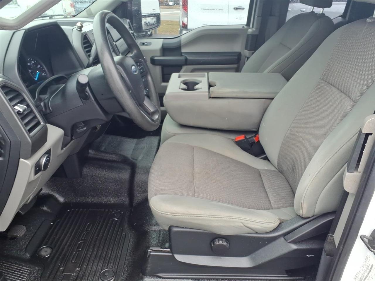 Ford Super Duty F-250 SRW XLT 4WD SuperCab 8' Box 2020