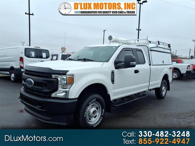 White 2020 Ford F-250 Super Duty XLT SuperCab LB 4WD Pickup Truck Four-Wheel Drive 6-Speed Automatic