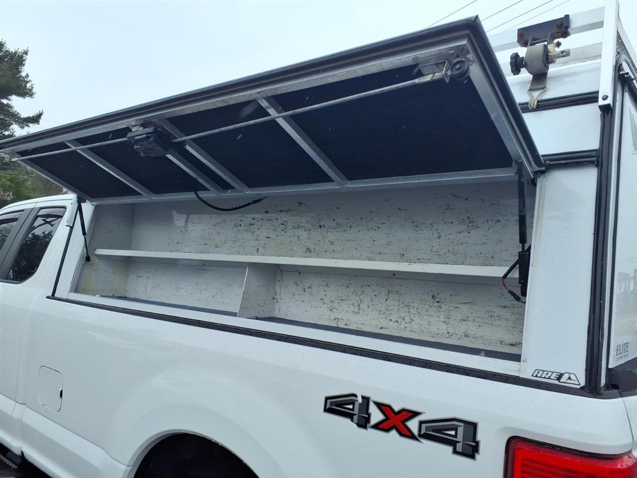 Ford Super Duty F-250 SRW XLT 4WD SuperCab 8' Box 2020