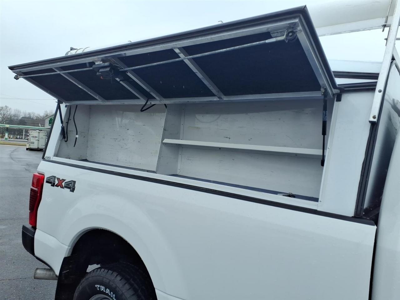 Ford Super Duty F-250 SRW XLT 4WD SuperCab 8' Box 2020