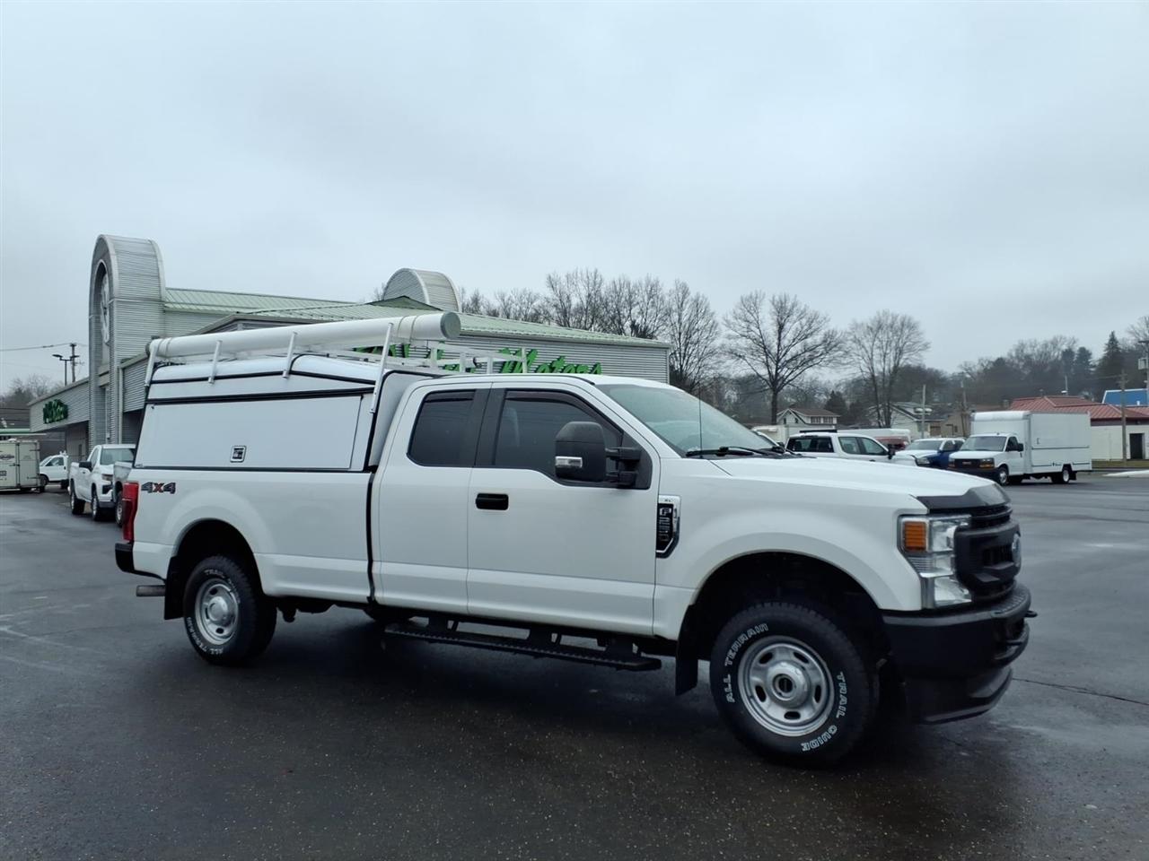 Ford Super Duty F-250 SRW XLT 4WD SuperCab 8' Box 2020