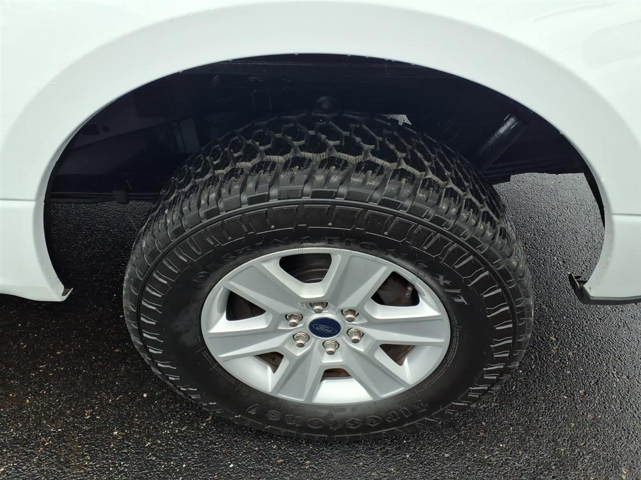 Ford F-150 Lariat 4WD SuperCab 8' Box 2020