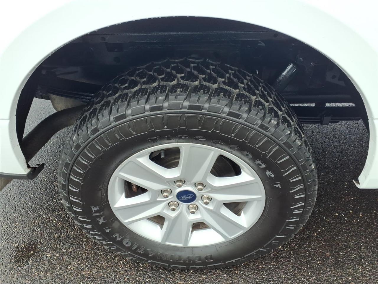 Ford F-150 Lariat 4WD SuperCab 8' Box 2020