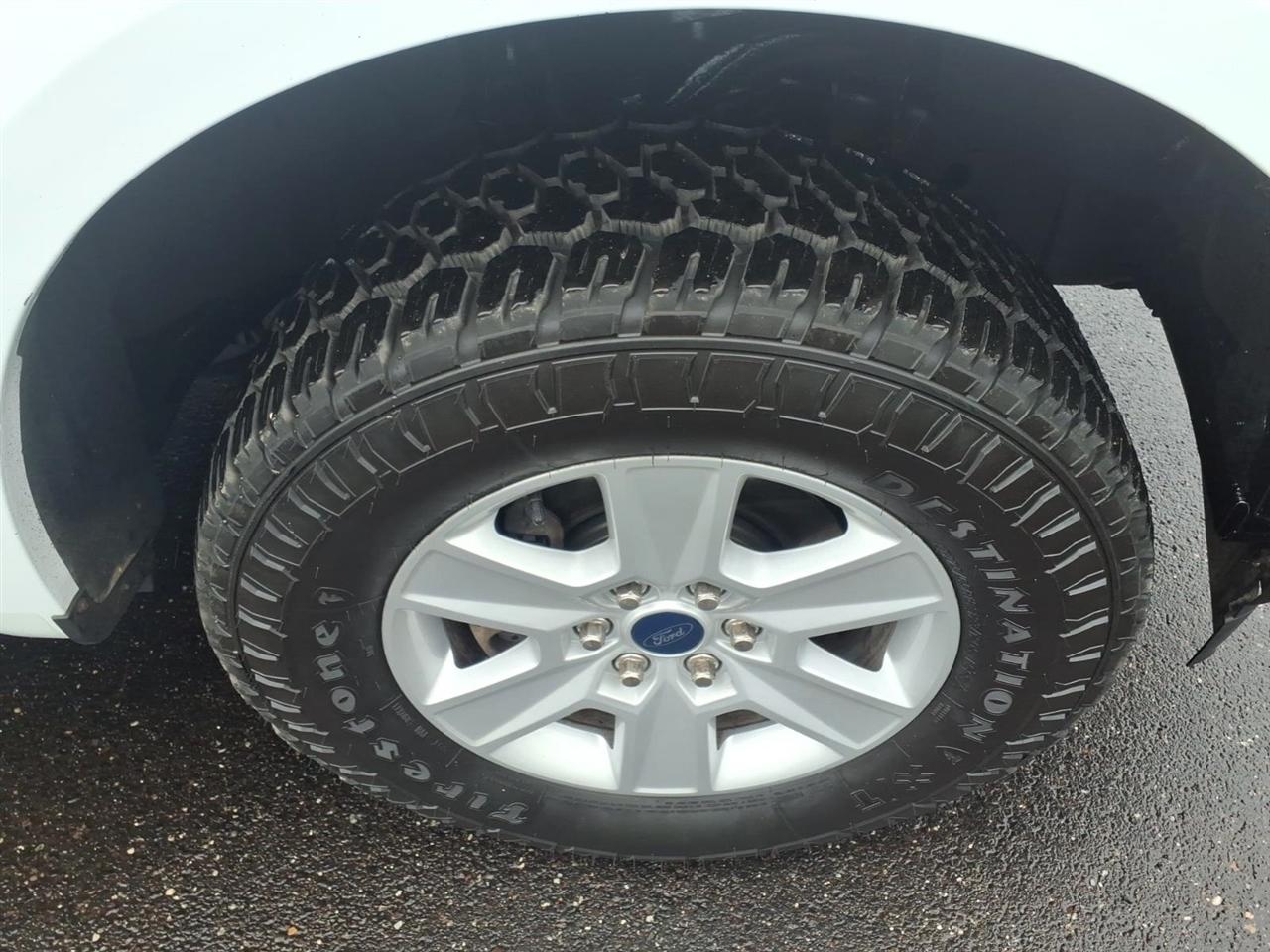 Ford F-150 Lariat 4WD SuperCab 8' Box 2020