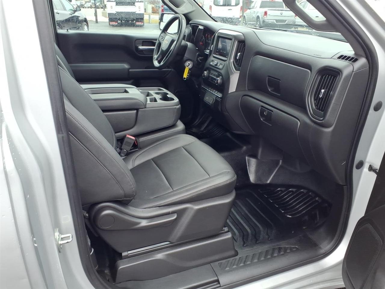 Chevrolet Silverado 1500 2WD Reg Cab 140" Work Truck 2020