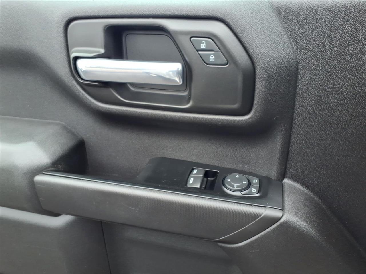 Chevrolet Silverado 1500 2WD Reg Cab 140" Work Truck 2020