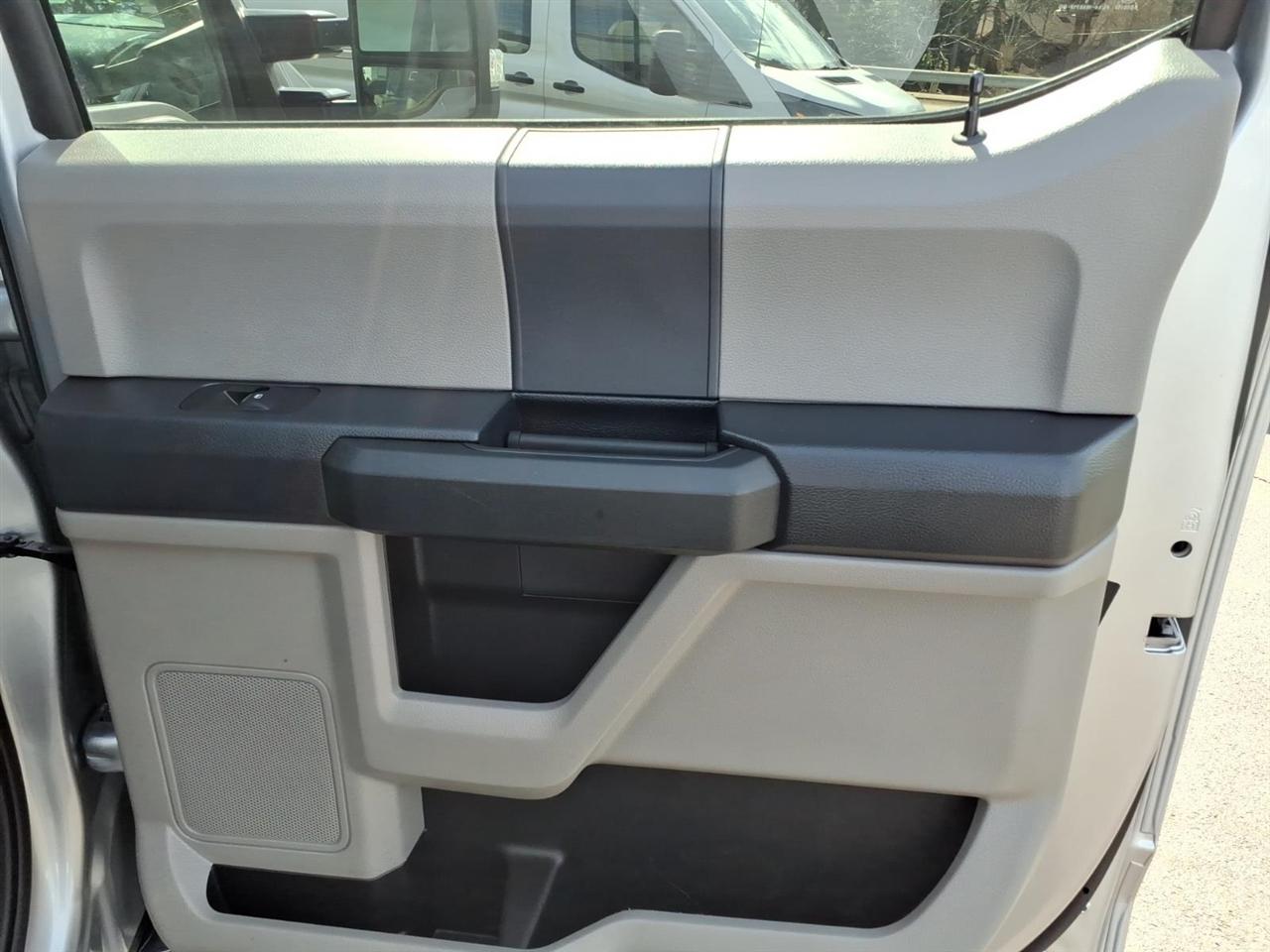 Ford Super Duty F-350 SRW King Ranch 4WD Crew Cab 8' Box 2022