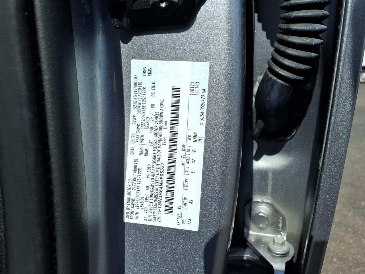 Ford Super Duty F-350 SRW XL 4WD Crew Cab 8' Box 2022