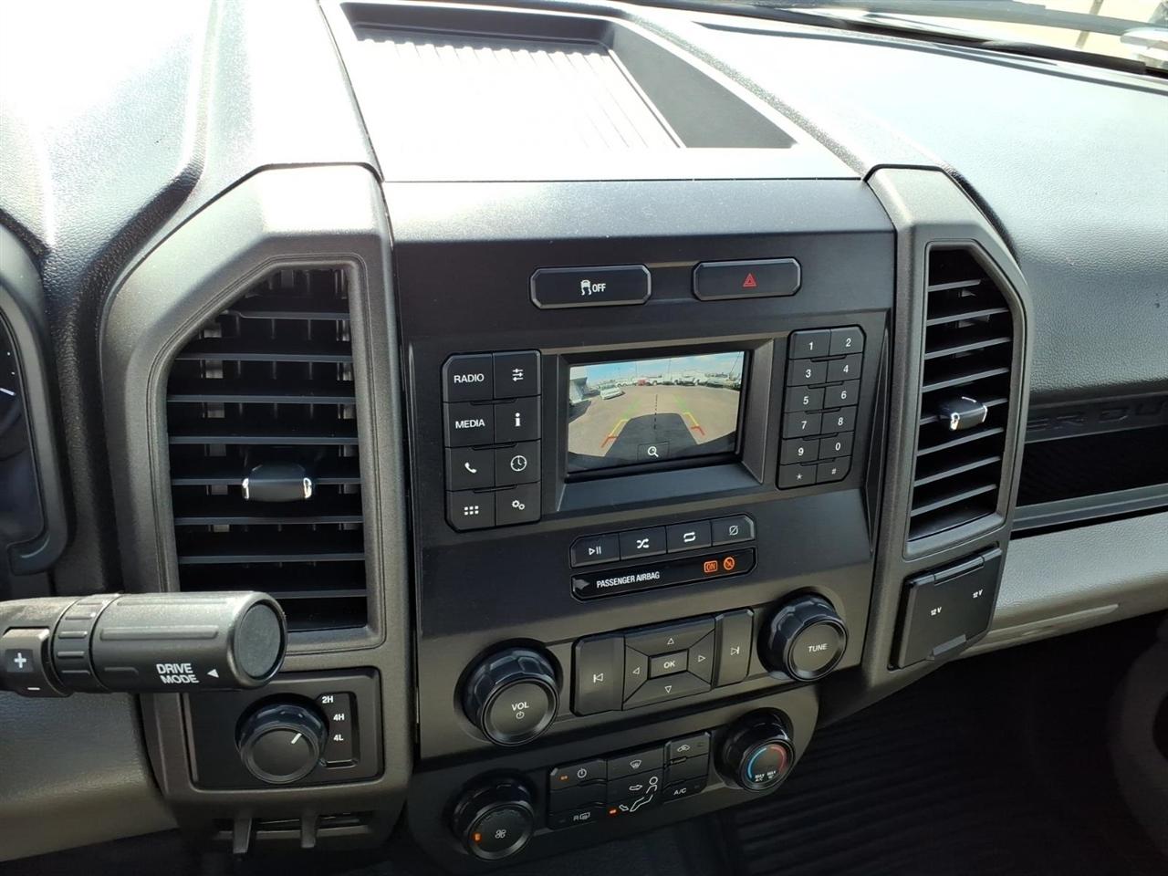 Ford Super Duty F-350 SRW XL 4WD Crew Cab 8' Box 2022