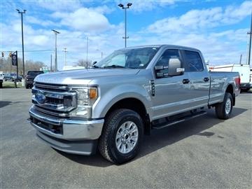 2022 Ford Super Duty F-350 SRW XL 4WD Crew Cab 8' Box