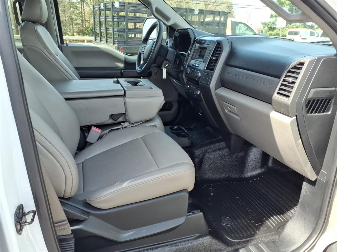 Ford Super Duty F-250 SRW King Ranch 4WD Crew Cab 8' Box 2017