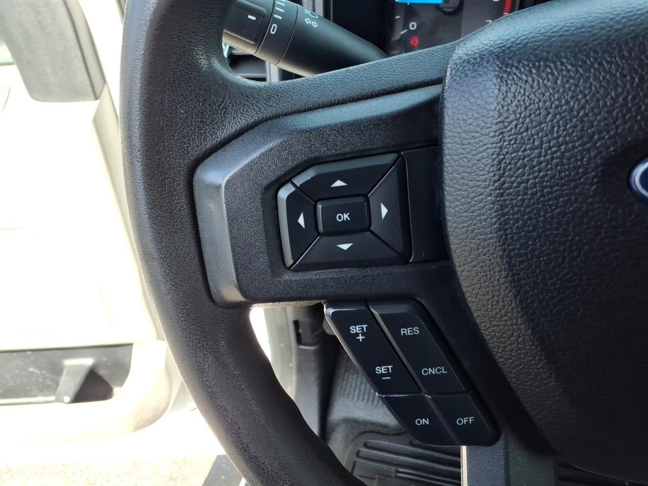 Ford Super Duty F-250 SRW King Ranch 4WD Crew Cab 8' Box 2017