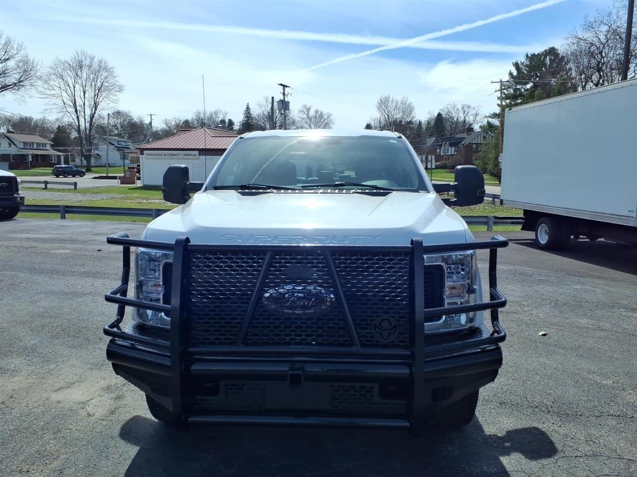 Ford Super Duty F-250 SRW 4WD Crew Cab 172" XL 2017