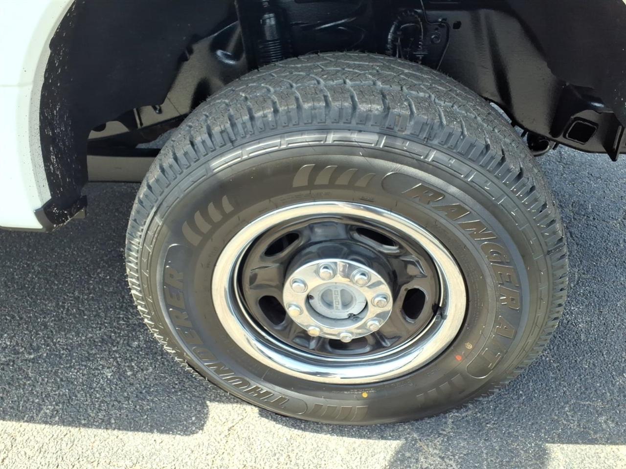 Ford Super Duty F-250 SRW 4WD Crew Cab 172" XL 2017