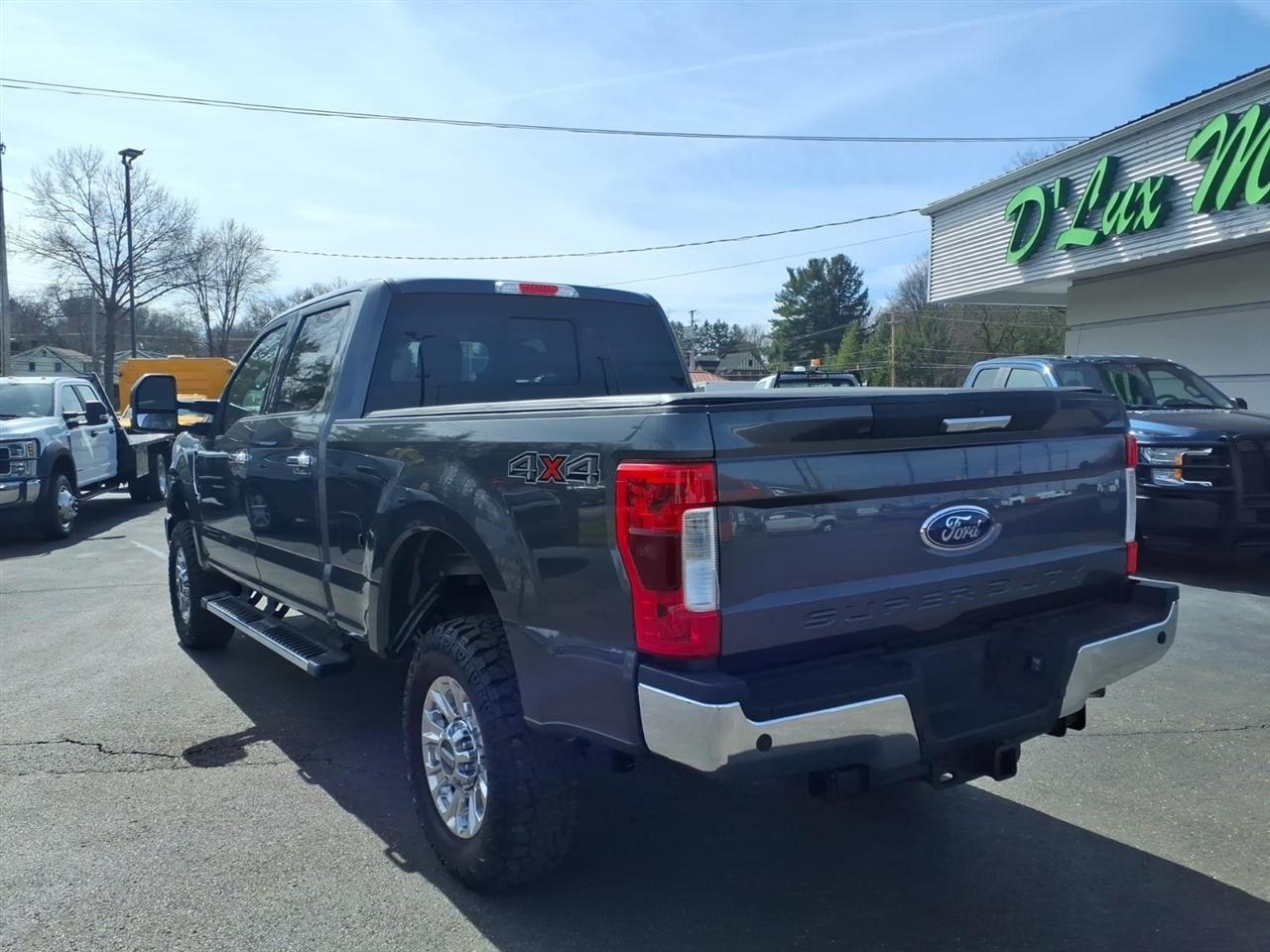 Ford Super Duty F-250 SRW King Ranch 4WD Crew Cab 8' Box 2019