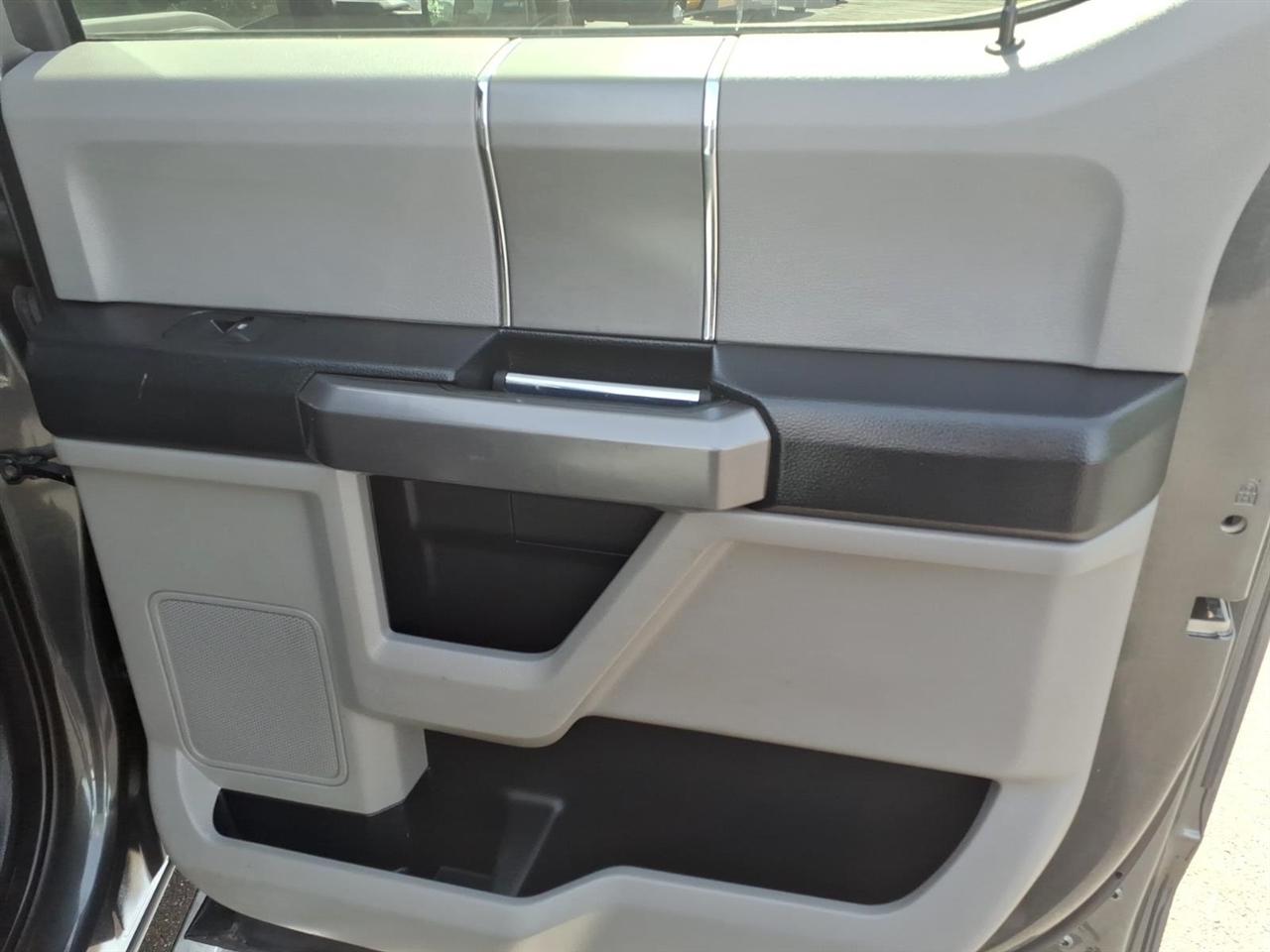 Ford Super Duty F-250 SRW King Ranch 4WD Crew Cab 8' Box 2019