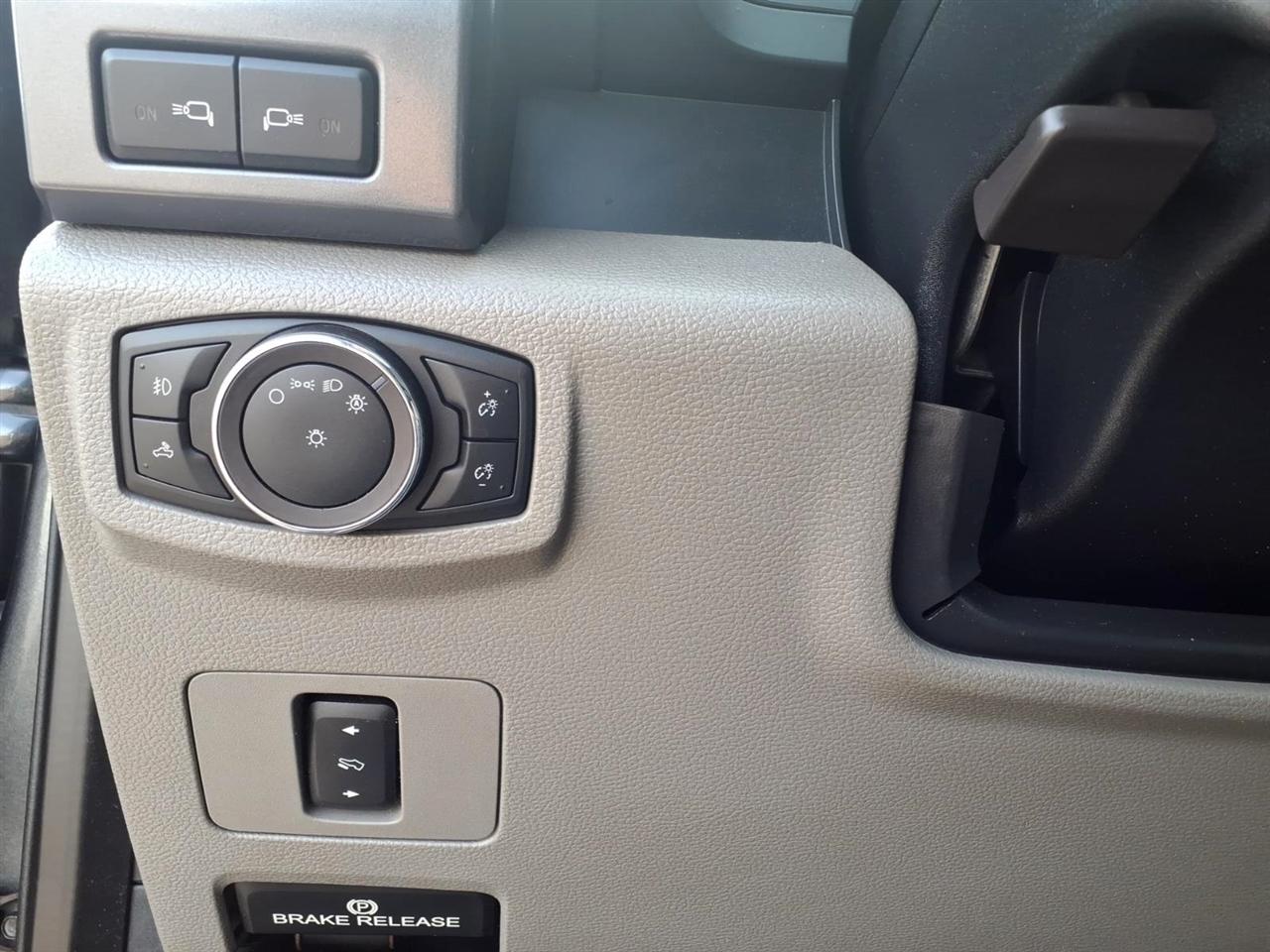 Ford Super Duty F-250 SRW King Ranch 4WD Crew Cab 8' Box 2019