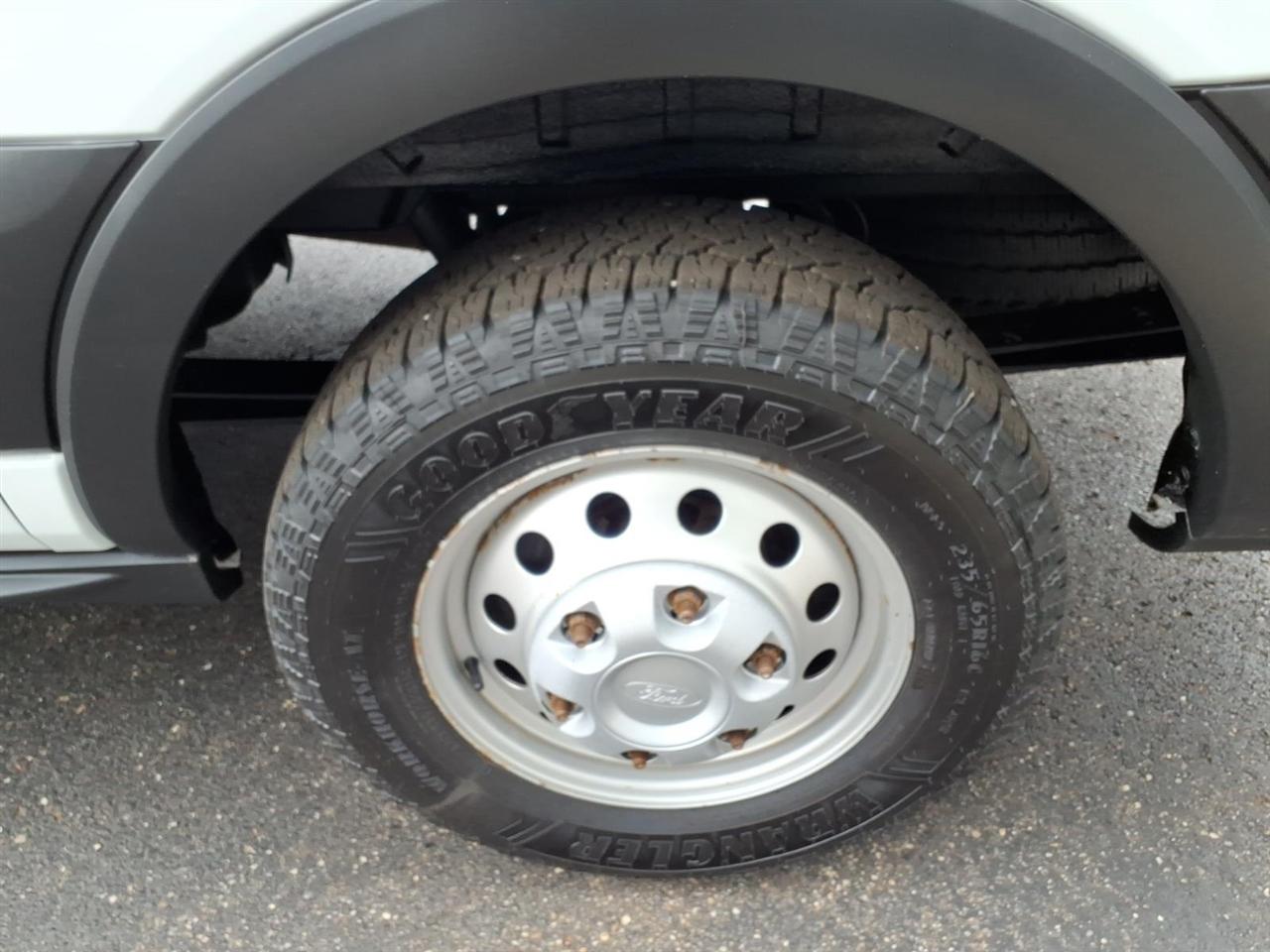 Ford Transit Cargo Van T-250 130" Med Rf 9070 GVWR AWD 2020