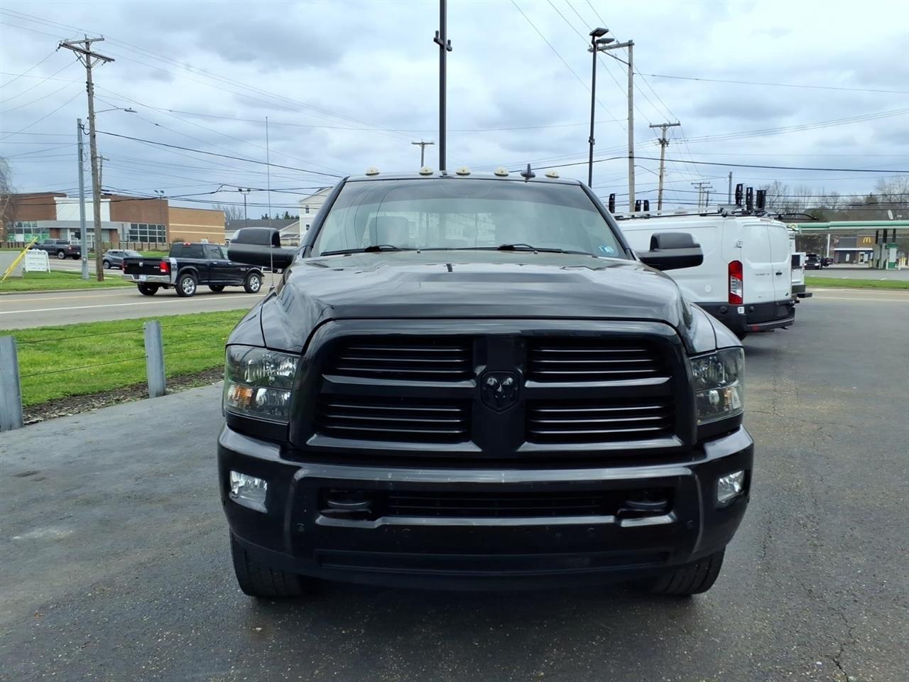 RAM 2500 Big Horn 4x4 Crew Cab 6'4" Box 2017