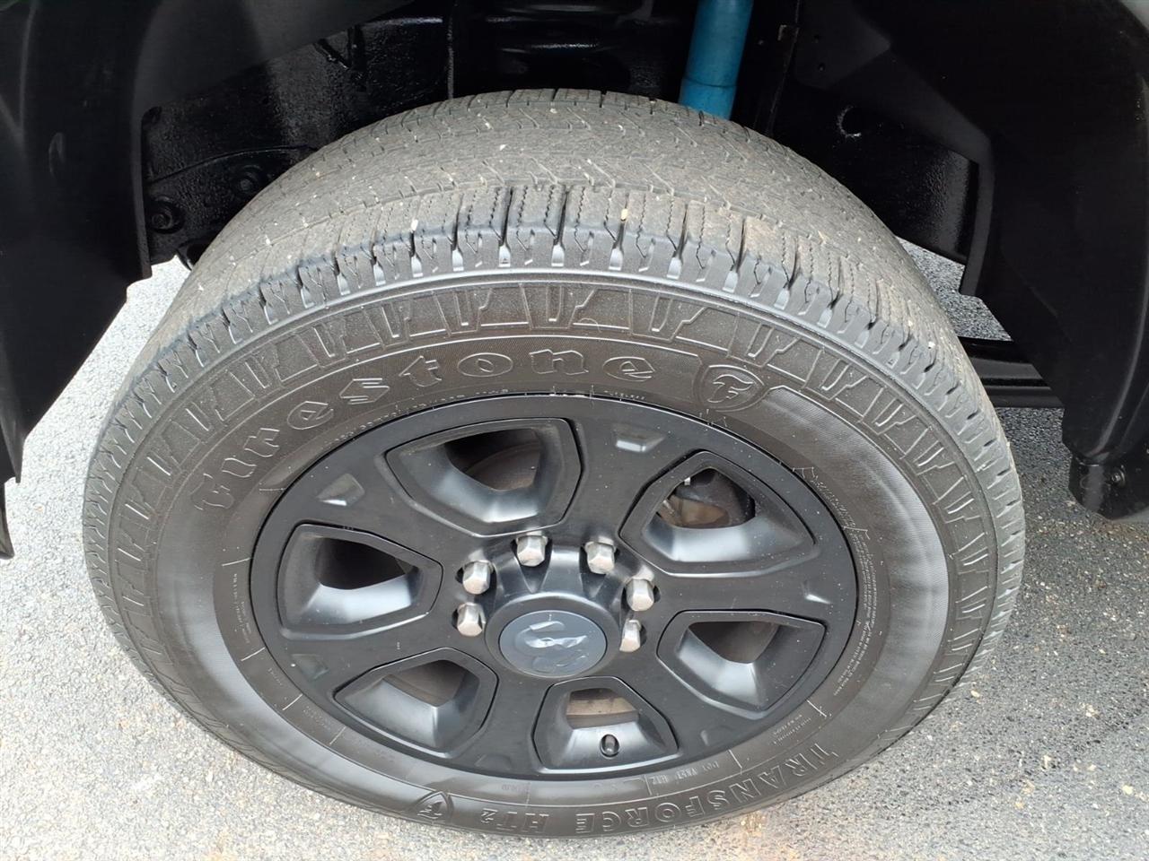 RAM 2500 Big Horn 4x4 Crew Cab 6'4" Box 2017