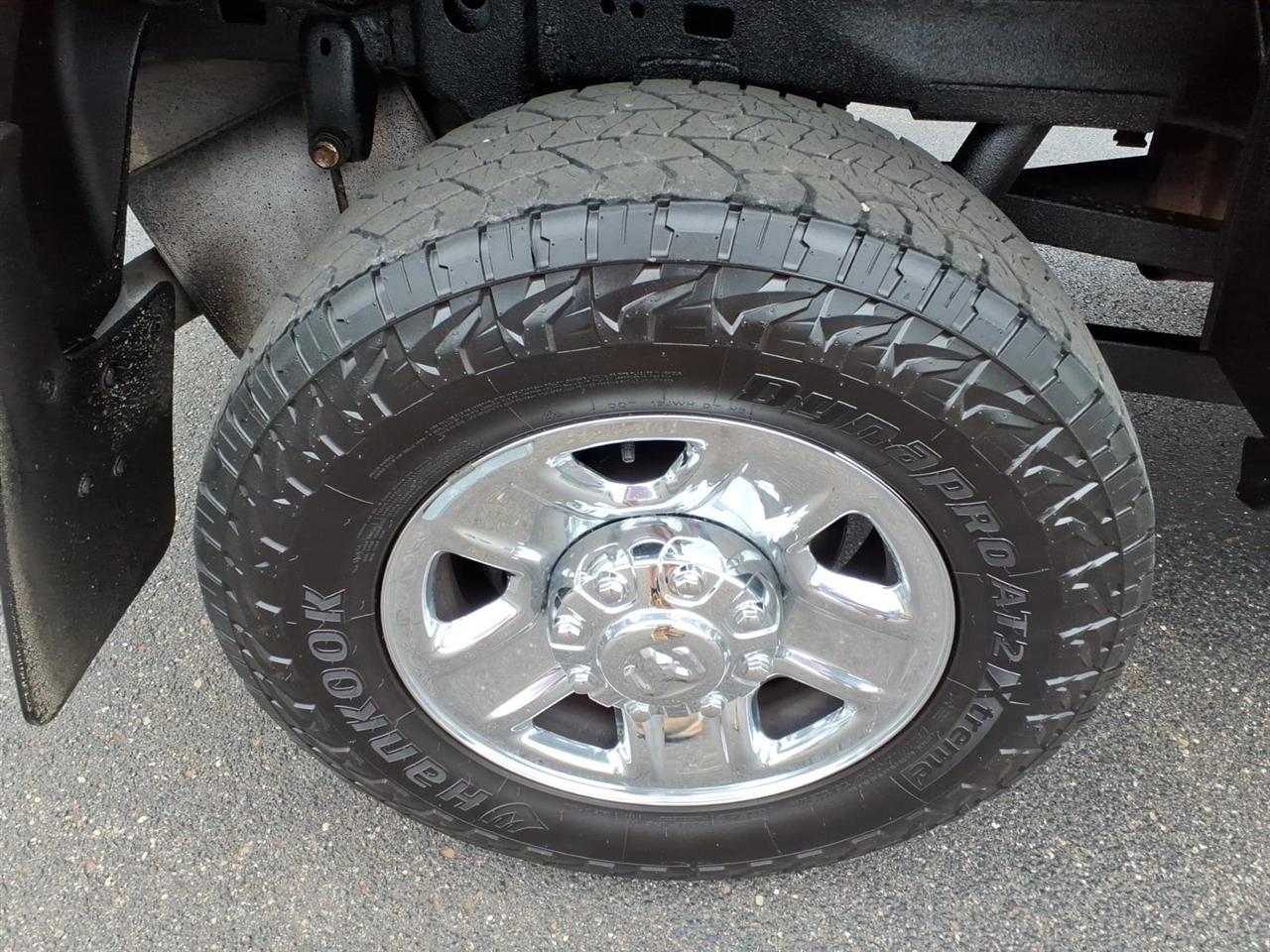 RAM 2500 Tradesman 4x4 Reg Cab 8' Box 2019