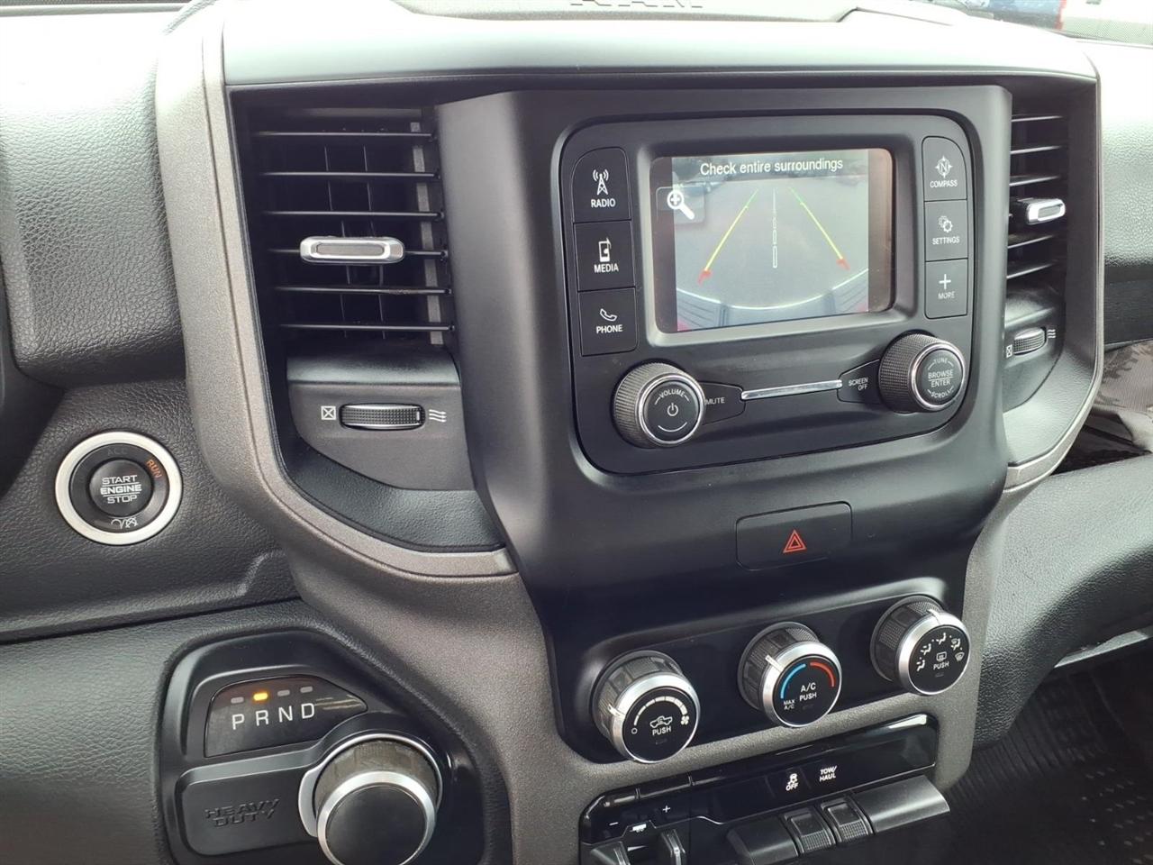 RAM 2500 Tradesman 4x4 Reg Cab 8' Box 2019