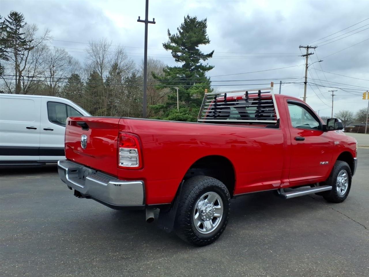 RAM 2500 Tradesman 4x4 Reg Cab 8' Box 2019