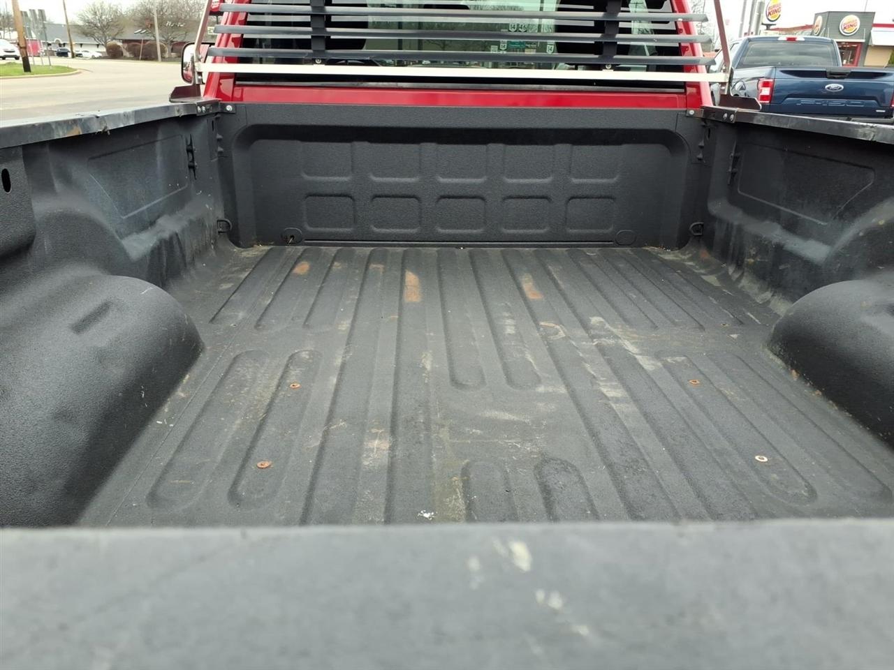 RAM 2500 Tradesman 4x4 Reg Cab 8' Box 2019