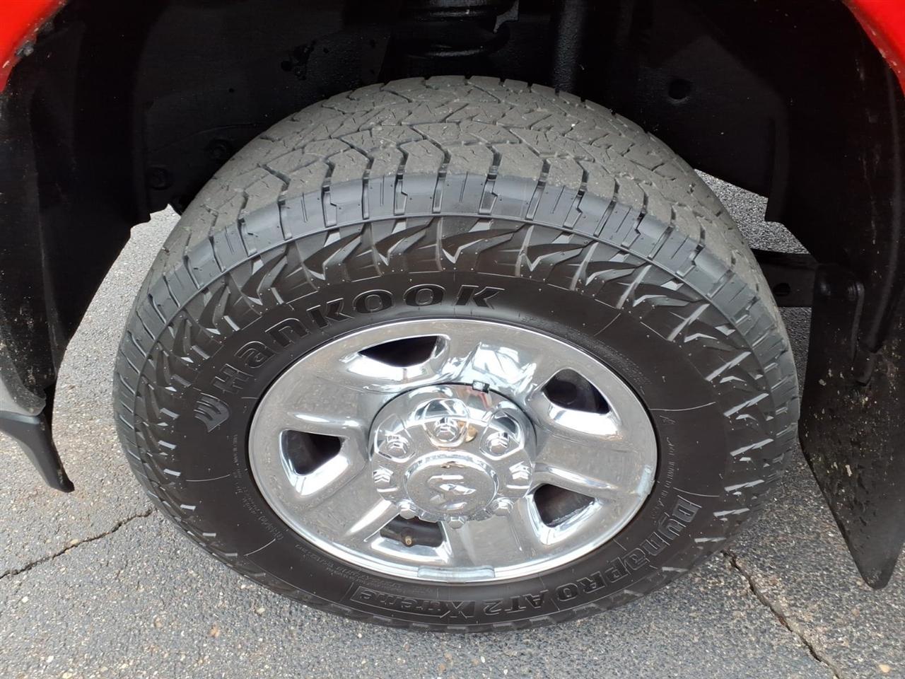 RAM 2500 Tradesman 4x4 Reg Cab 8' Box 2019