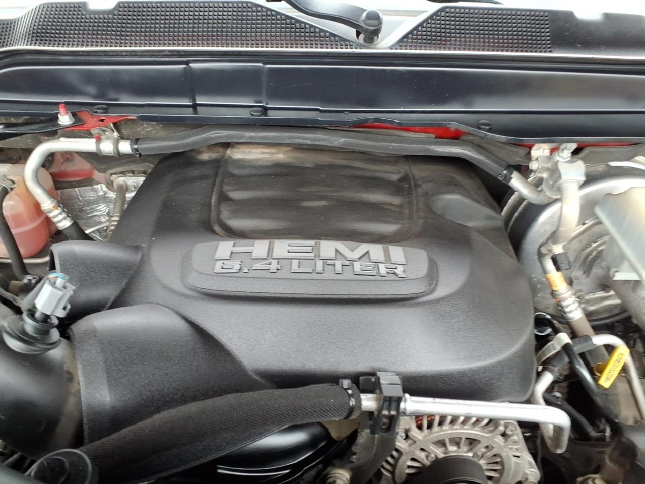 RAM 2500 Tradesman 4x4 Reg Cab 8' Box 2019