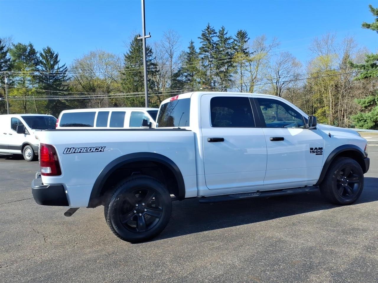 RAM 1500 Classic Warlock 4x4 Crew Cab 5'7" Box 2022