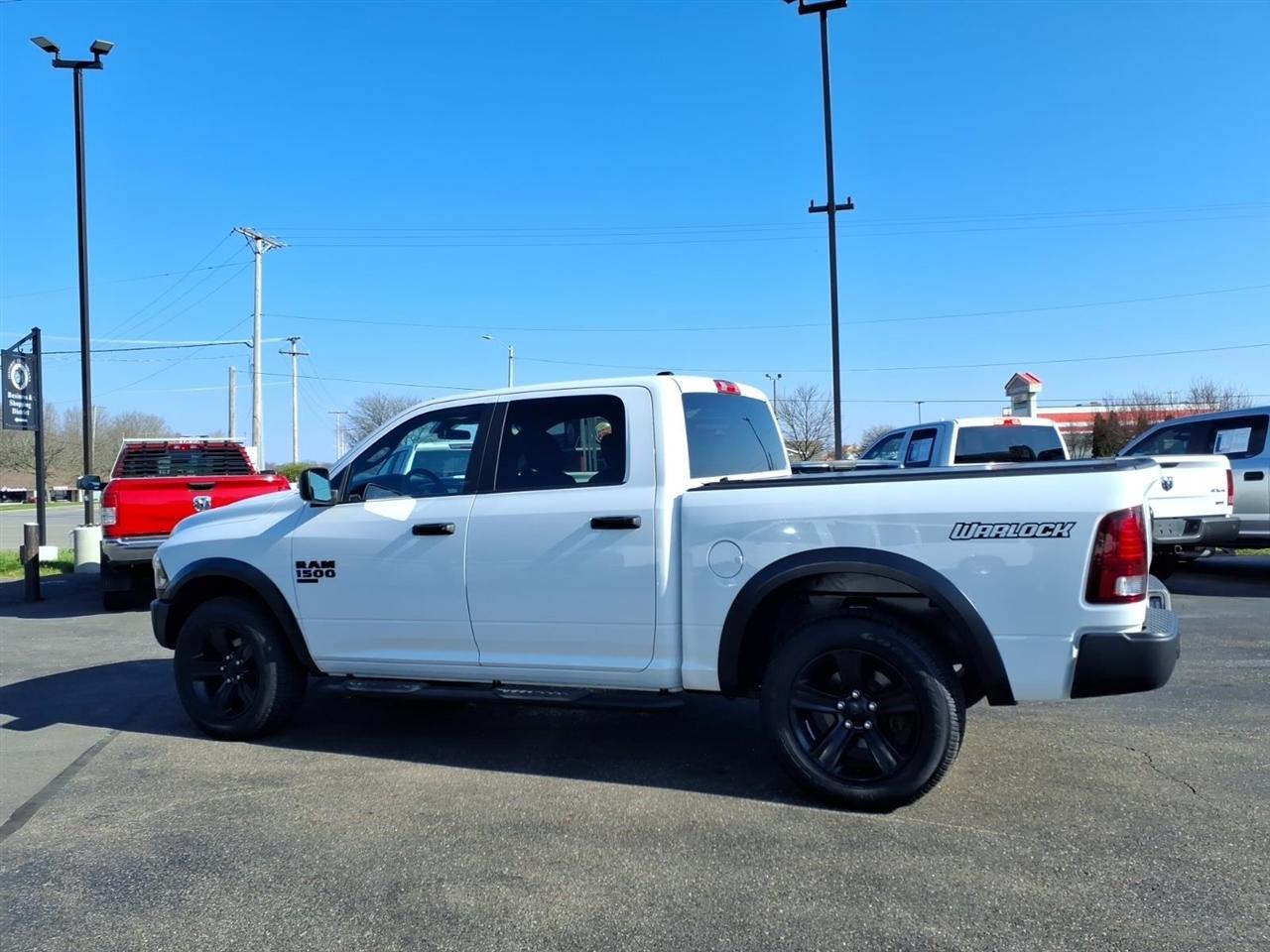 RAM 1500 Classic Warlock 4x4 Crew Cab 5'7" Box 2022