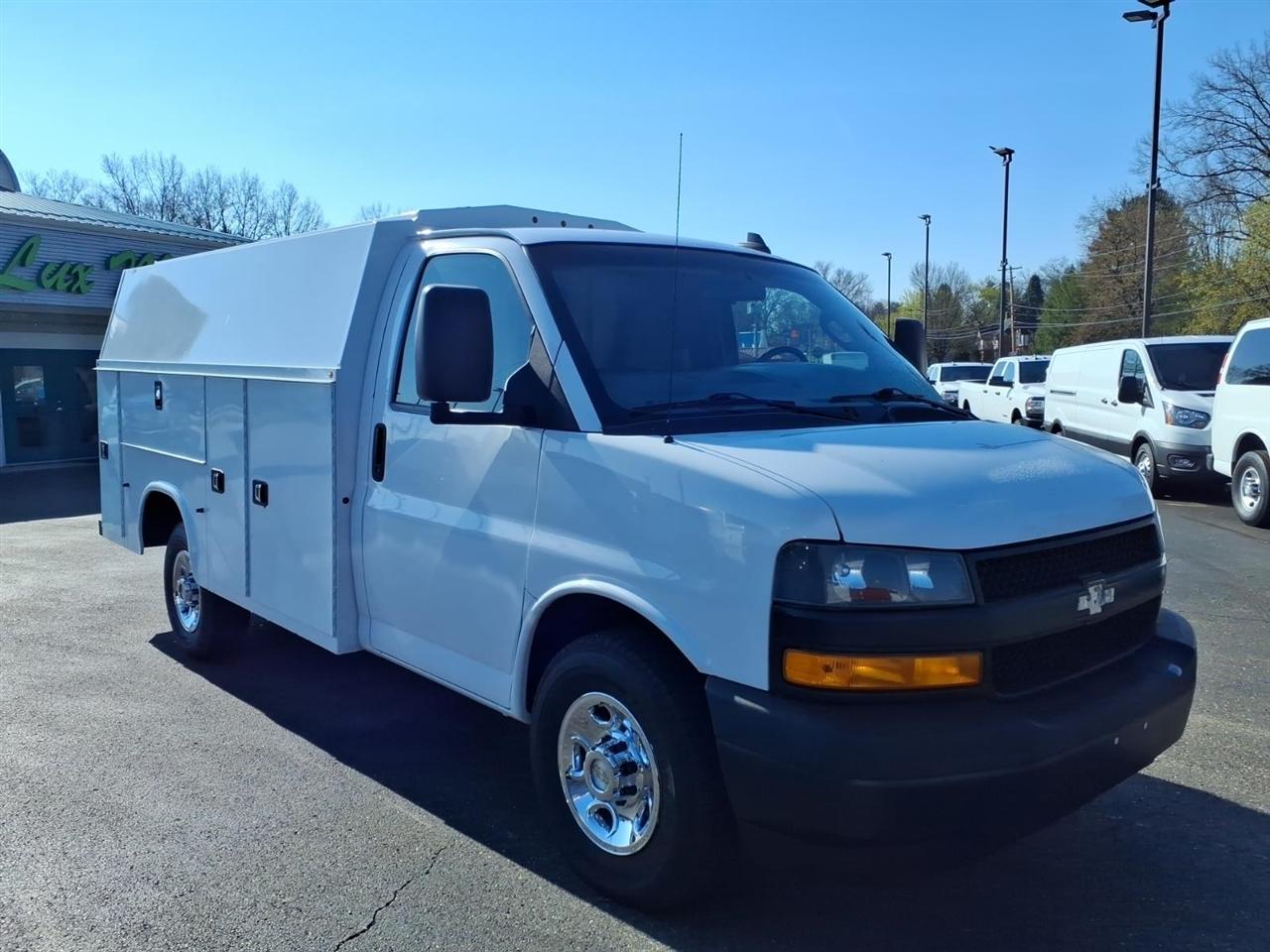 Chevrolet Express Commercial Cutaway 3500 Van 139" 2020
