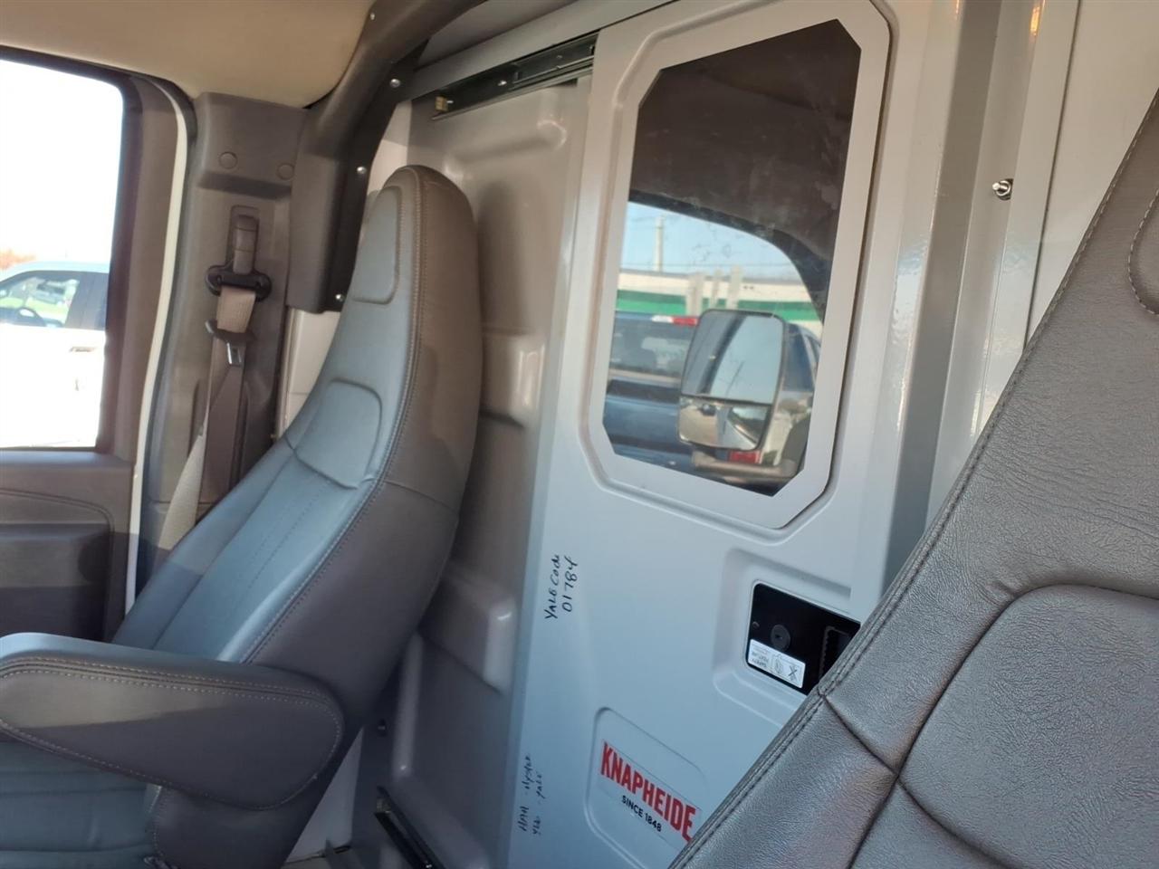 Chevrolet Express Commercial Cutaway 3500 Van 139" 2020