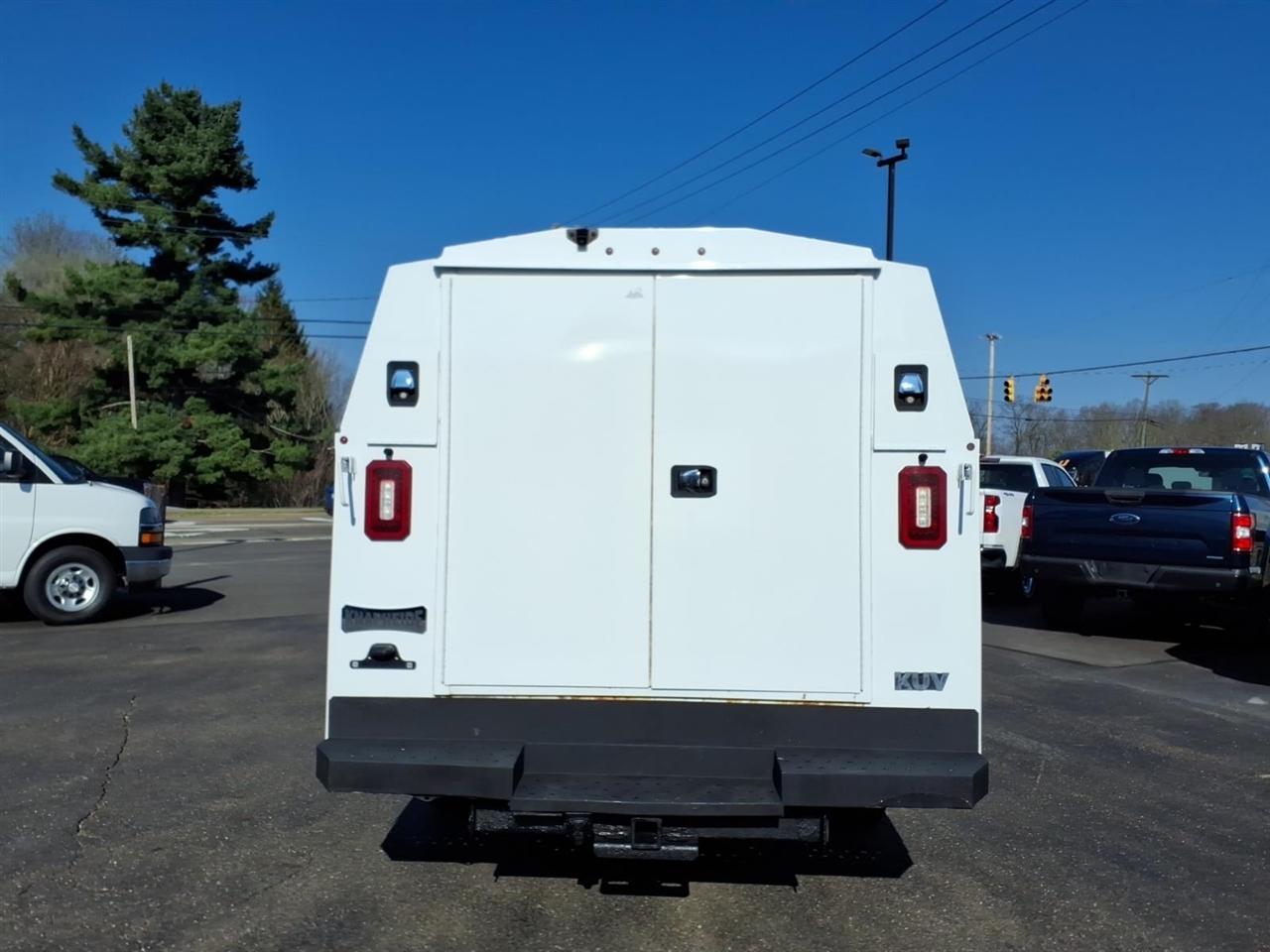Chevrolet Express Commercial Cutaway 3500 Van 139" 2020