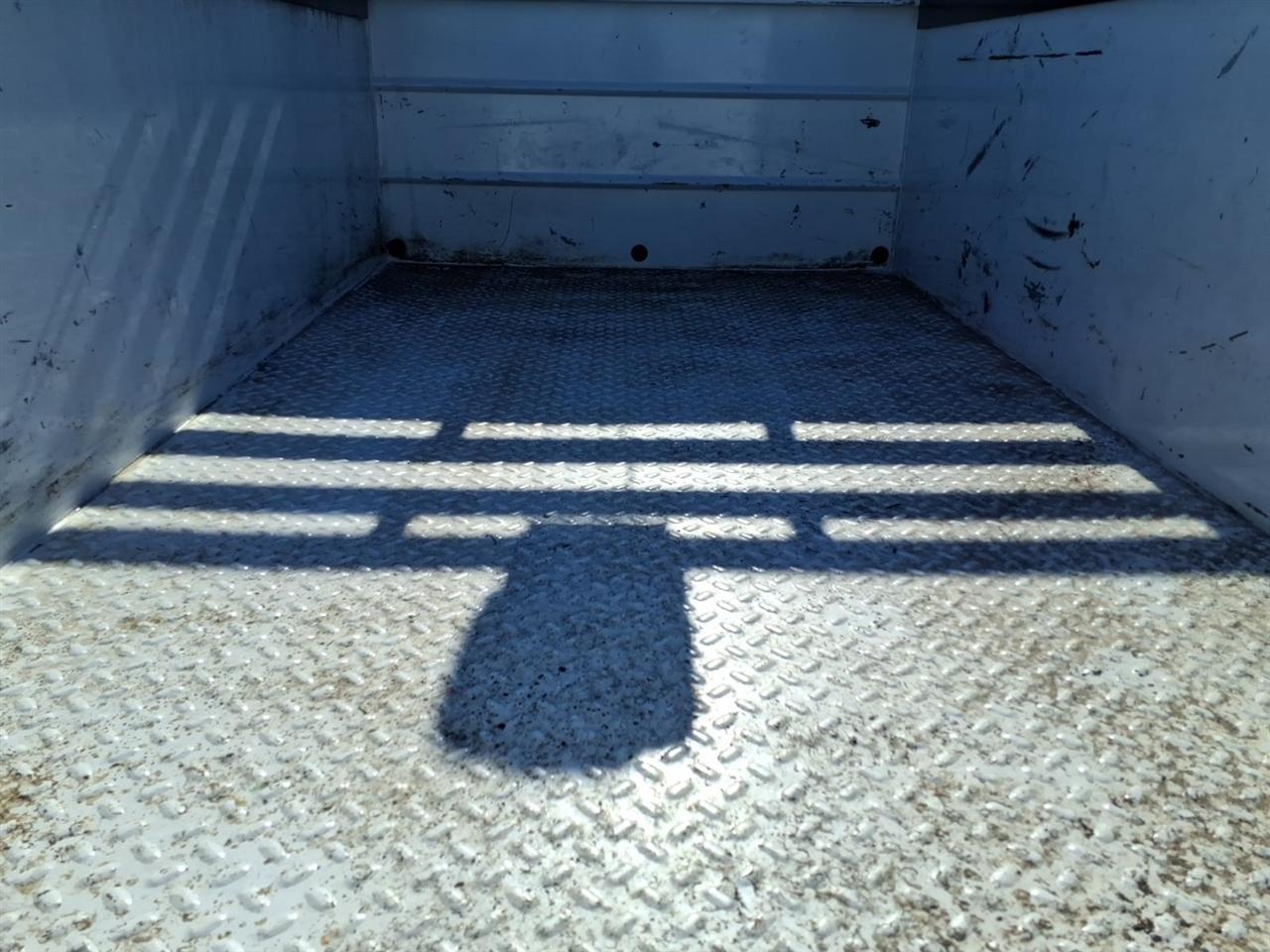 RAM 2500 Tradesman 4x4 Crew Cab 8' Box 2020