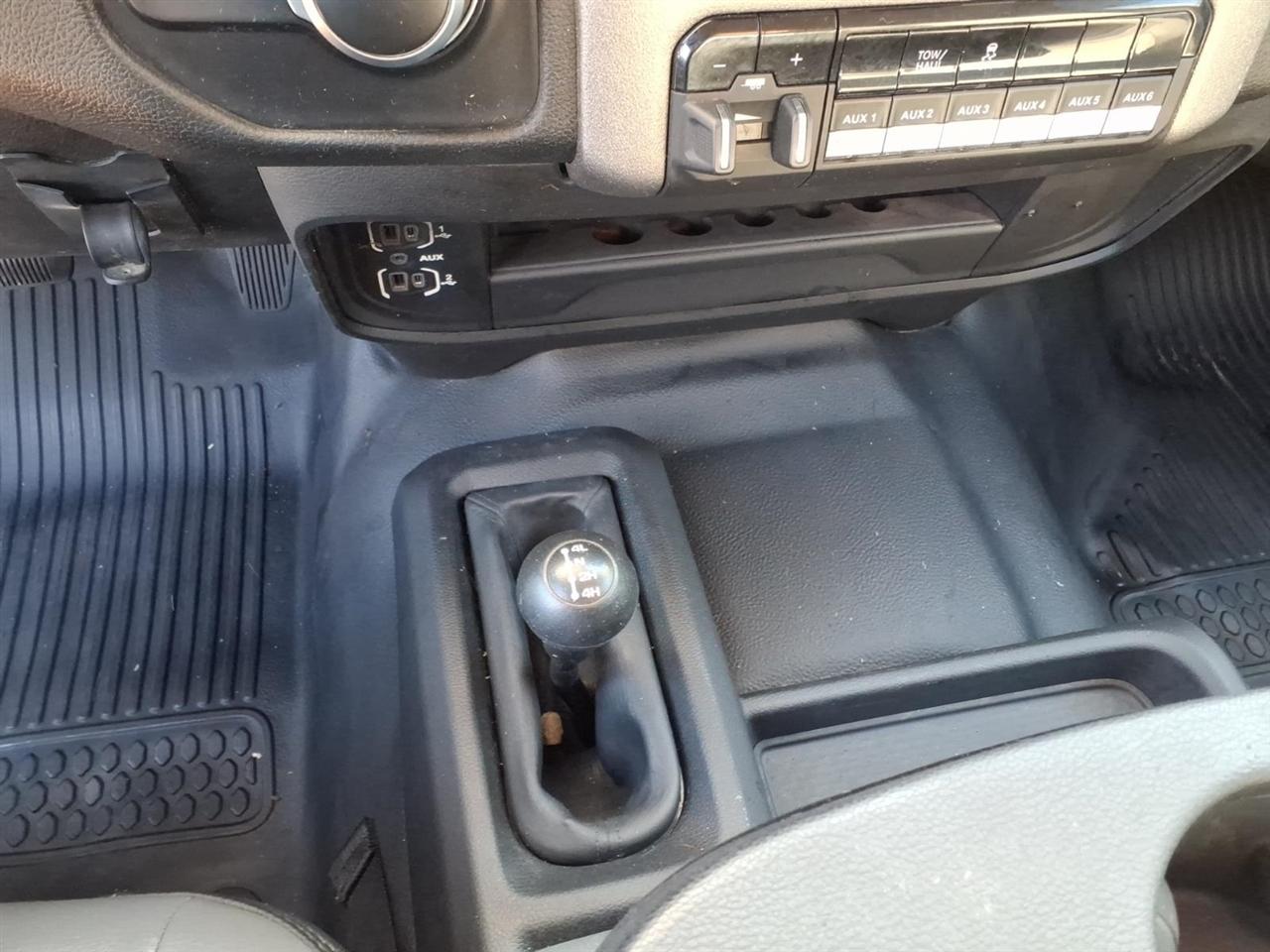 RAM 2500 Tradesman 4x4 Crew Cab 8' Box 2020