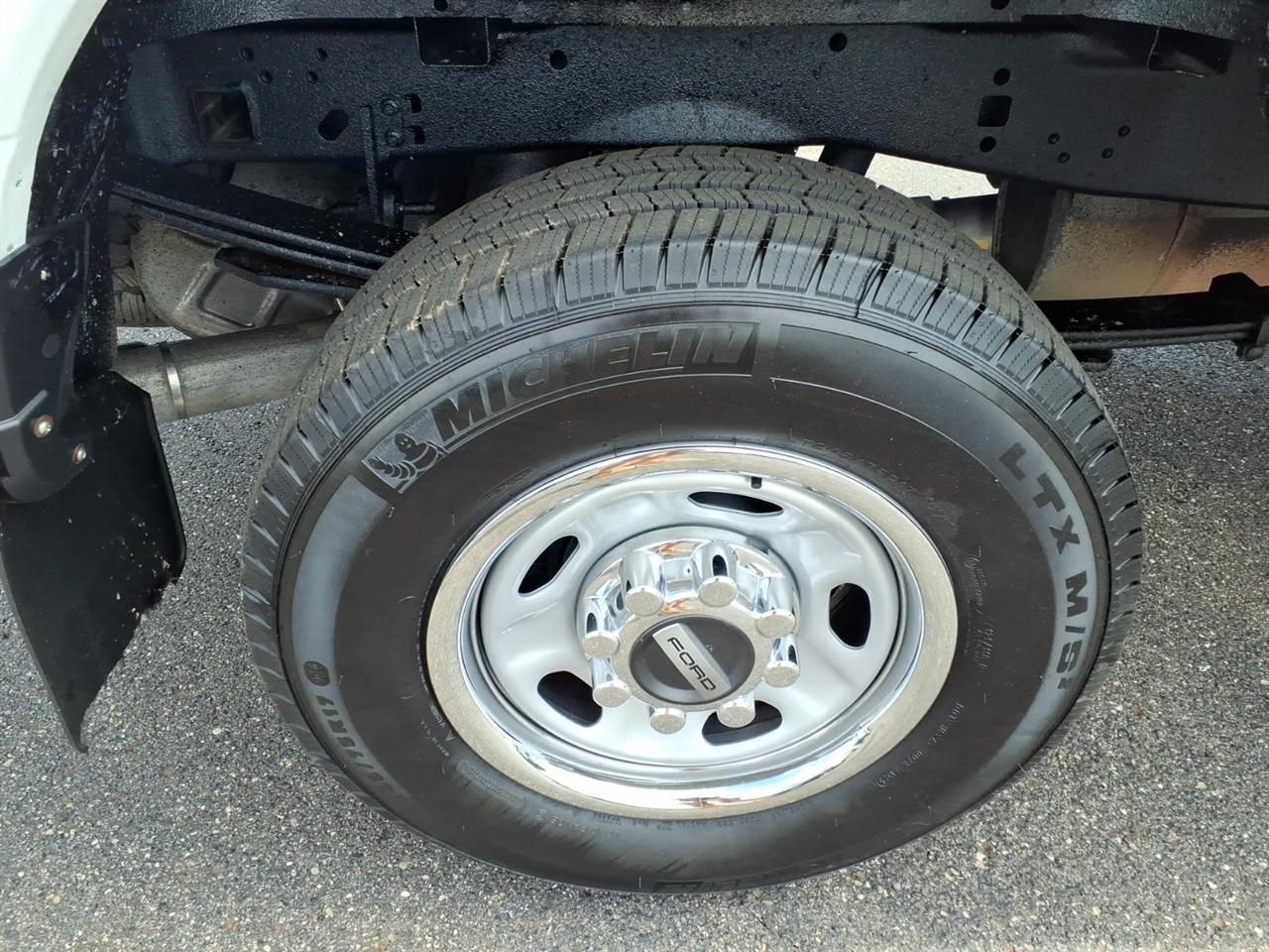 Ford Super Duty F-250 SRW XL 4WD SuperCab 8' Box 2020