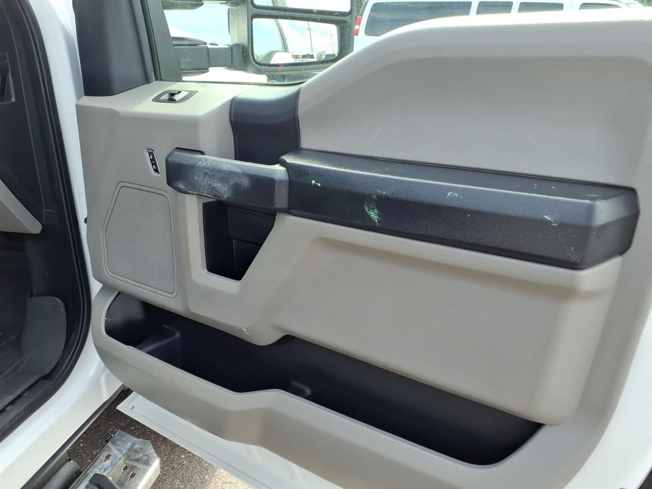 Ford Super Duty F-250 SRW XL 4WD SuperCab 8' Box 2020