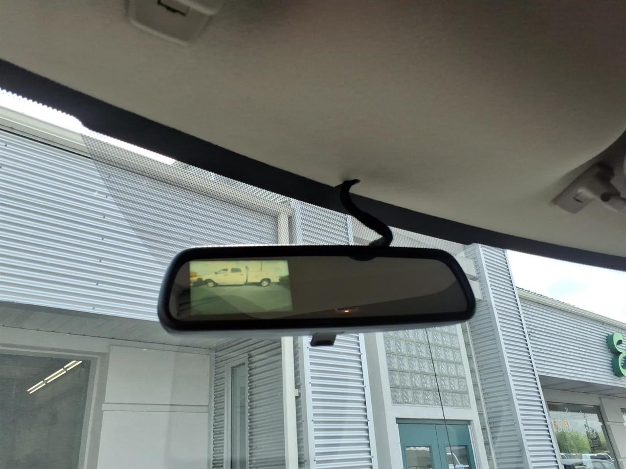 Chevrolet Express Cargo Van RWD 2500 135" 2021