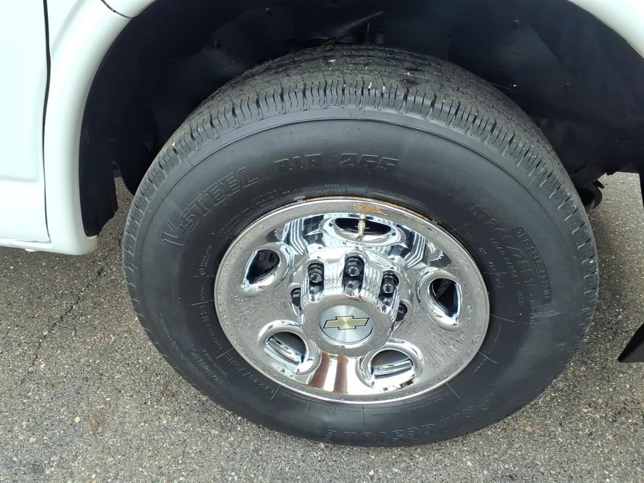 Chevrolet Express Cargo Van RWD 2500 135" 2021