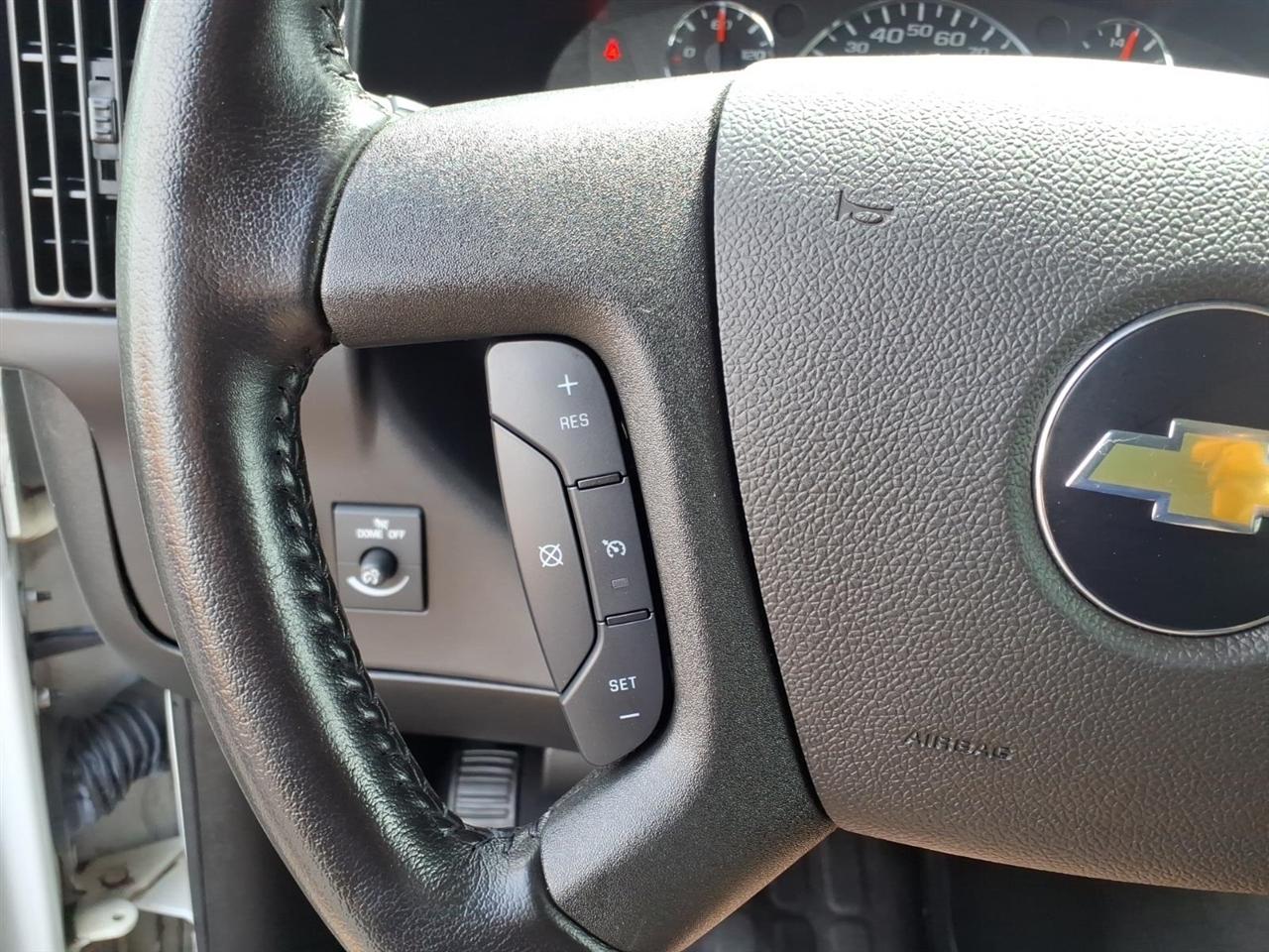 Chevrolet Express Cargo Van RWD 2500 135" 2021