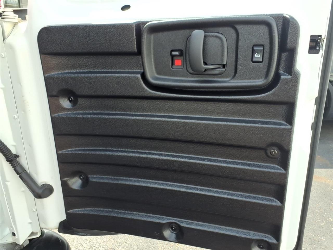 Chevrolet Express Cargo Van RWD 2500 135" 2021